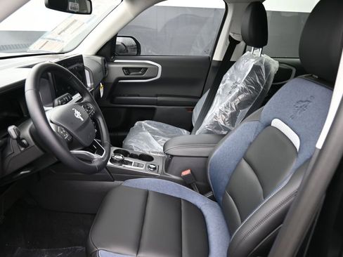New 2025 Ford Bronco Sport Outer Banks w/ Outer Banks Tech Package+ AWD/4WD image 18