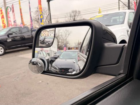 Used 2012 Ford Explorer XLT image 28