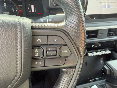 Used 2025 Toyota Tacoma SR image 10