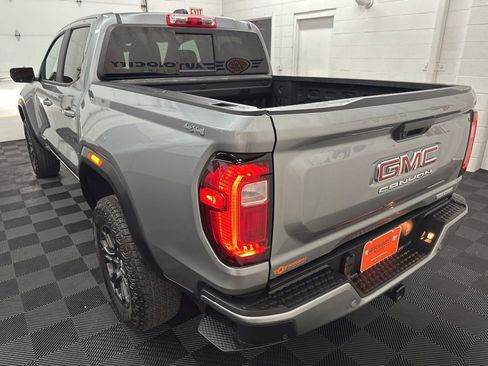 Used 2024 GMC Canyon Elevation w/ Elevation Premium Package image 7