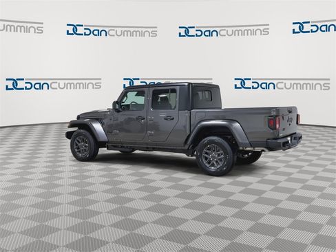 New 2026 Jeep Gladiator Sport image 7