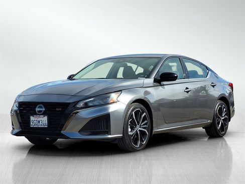 Used 2023 Nissan Altima 2.5 SR image 8