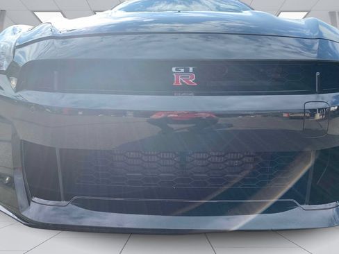 Used 2024 Nissan GT-R Premium w/ Floor Mat Package AWD/4WD image 28
