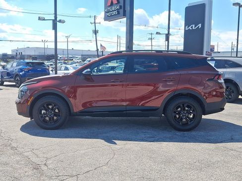 Used 2025 Kia Sportage X-Pro AWD/4WD image 4