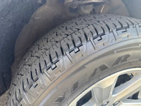 Used 2010 Toyota Highlander 2WD image 46