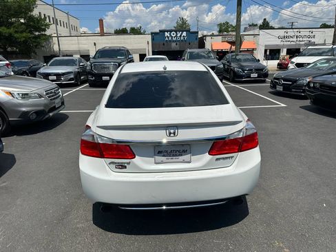 Used 2014 Honda Accord Sport image 9