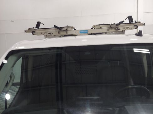 Used 2022 Ford Transit 150 Low Roof AWD image 5