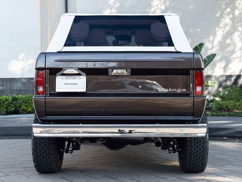 Used 2024 Ford Bronco Black Diamond image 46