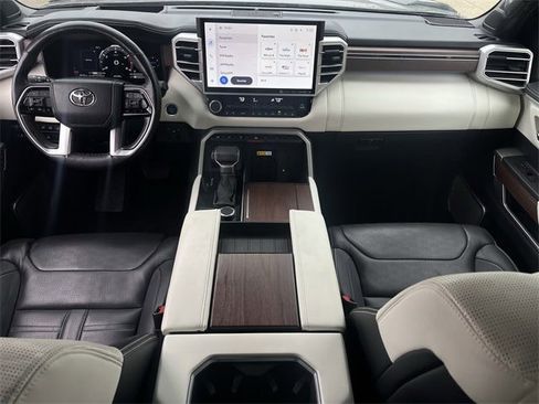 Used 2022 Toyota Tundra Capstone image 11