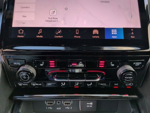 New 2025 Jeep Grand Cherokee L Limited image 37