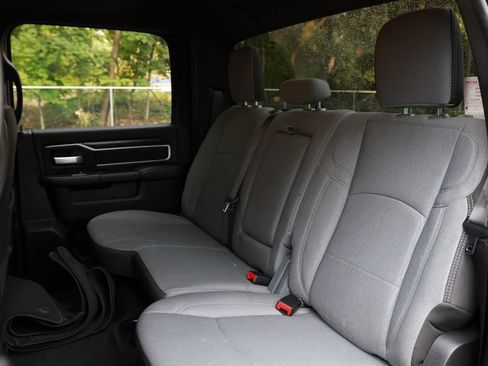 Used 2024 RAM 3500 Big Horn image 13