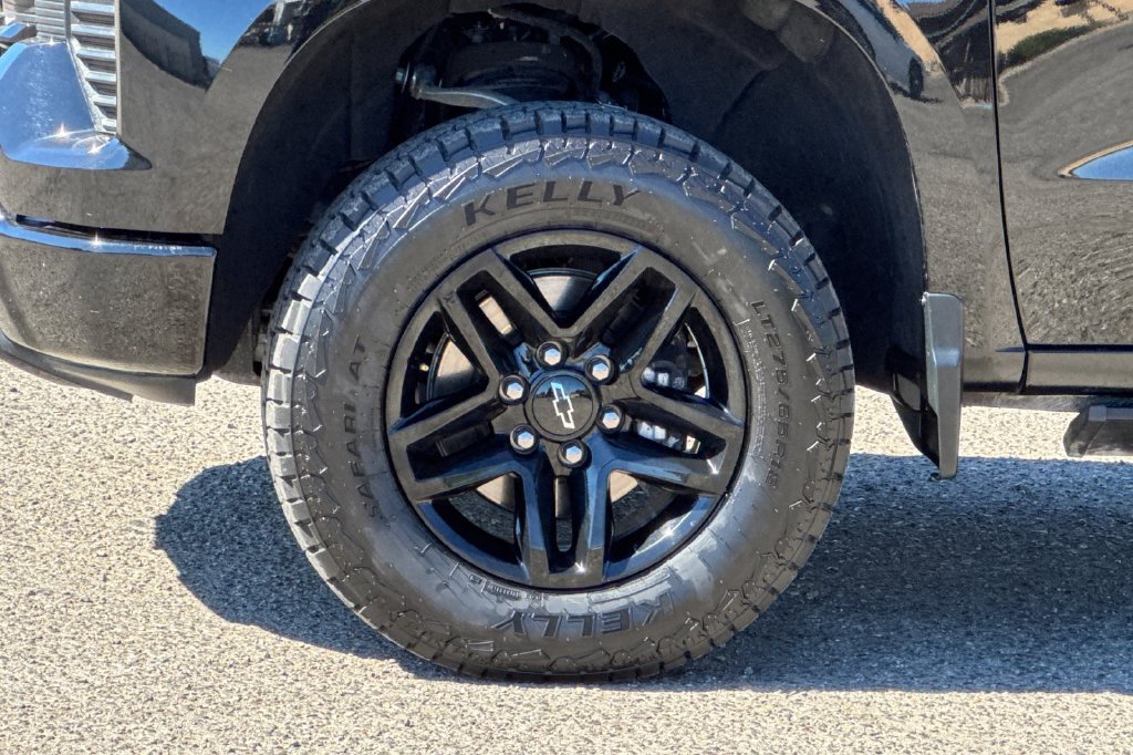 Used 2023 Chevrolet Silverado 1500 LT Trail Boss w/ Protection Package AWD/4WD image 32