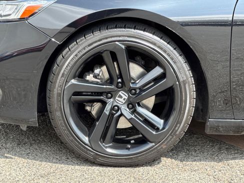 Used 2019 Honda Accord Sport image 13