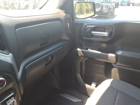 Used 2021 Chevrolet Silverado 1500 Custom Trail Boss w/ LPO, Dark Essentials Package AWD/4WD image 24