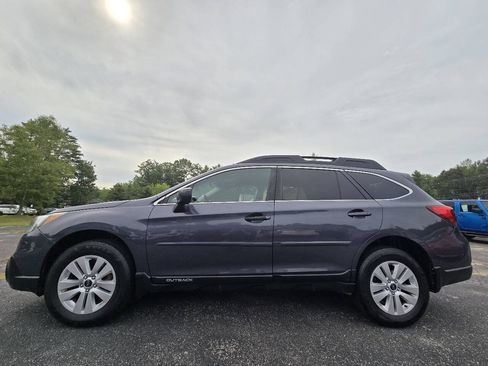 Used 2015 Subaru Outback 2.5i Premium AWD/4WD image 7