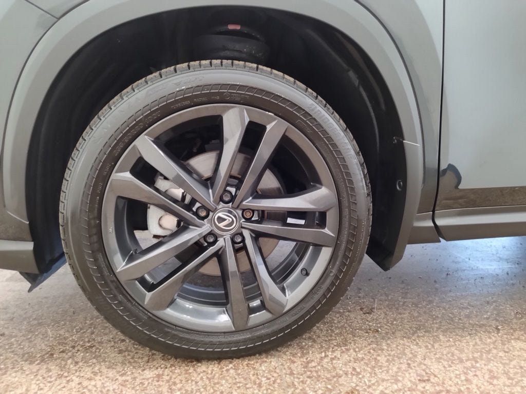 Used 2025 Lexus NX 450h+ AWD w/ Accessory Package (2T) image 23
