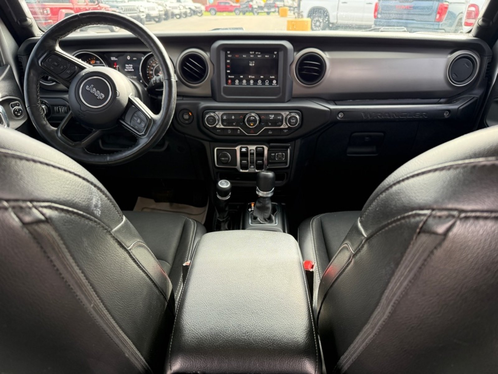 Used 2021 Jeep Wrangler Unlimited Sport AWD/4WD image 10