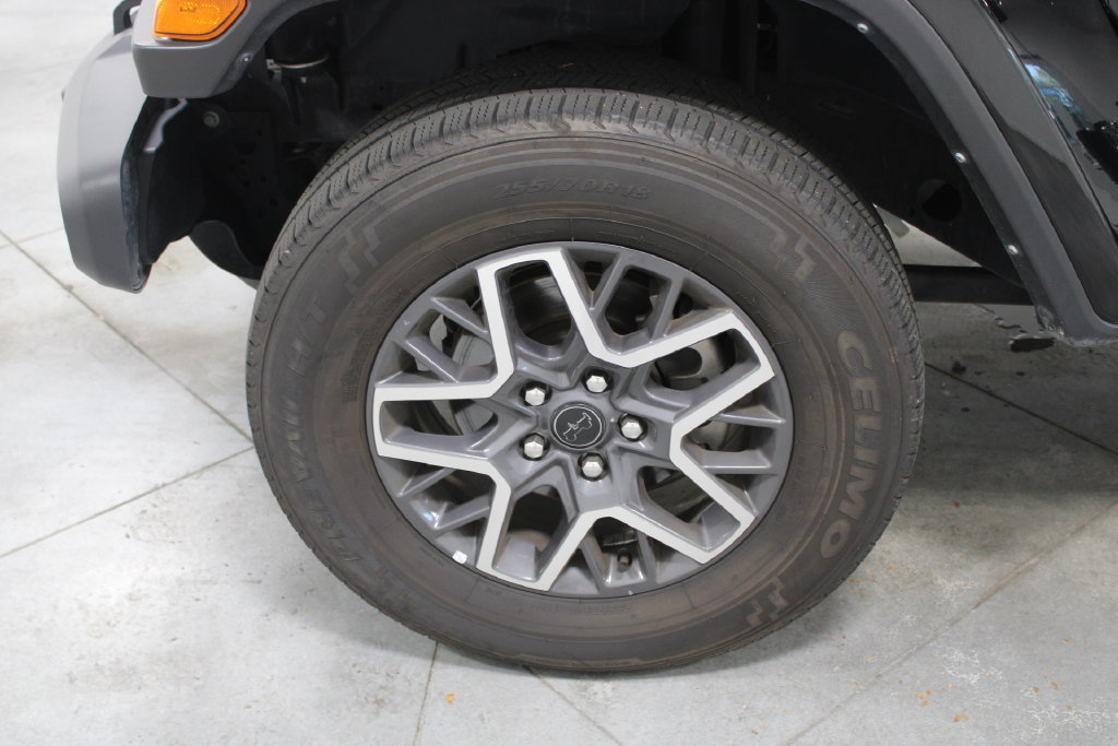 Used 2025 Jeep Wrangler Unlimited Sahara AWD/4WD image 51