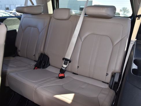 Used 2024 Ford Expedition Max Limited image 12