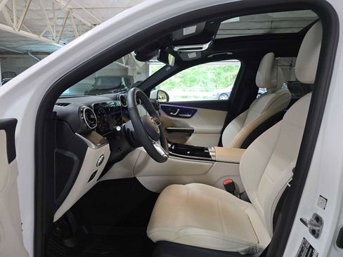 Certified 2026 Mercedes-Benz GLC 300 4MATIC image 20