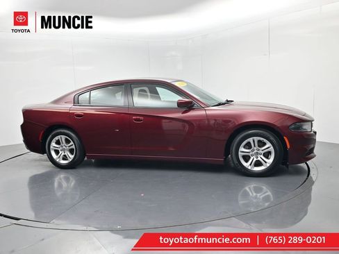 Used 2020 Dodge Charger SXT w/ Leather Interior Group RWD image 1