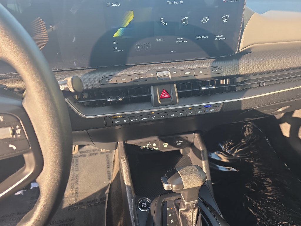 Used 2025 Kia K4 FWD image 16