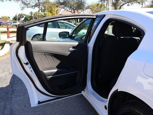 Used 2022 Dodge Charger SXT image 22