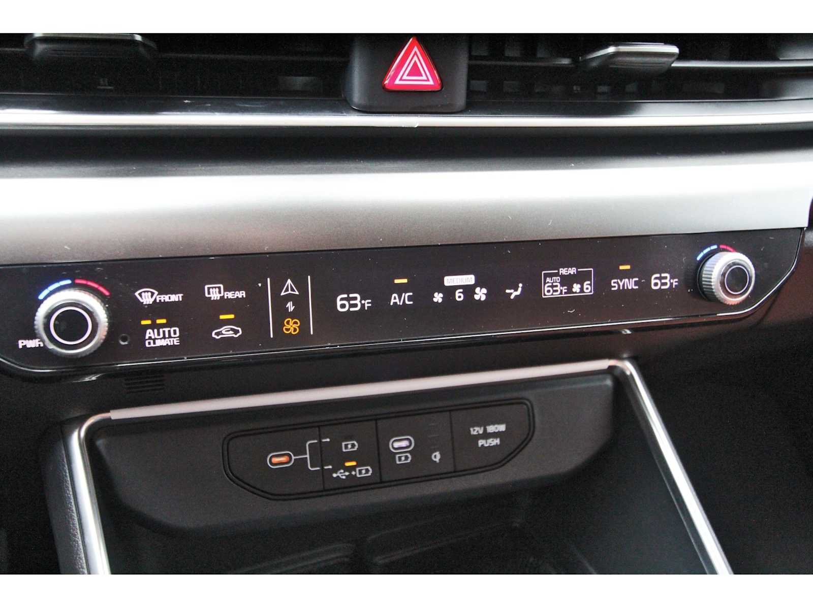 Used 2025 Kia Carnival SX Prestige FWD image 27