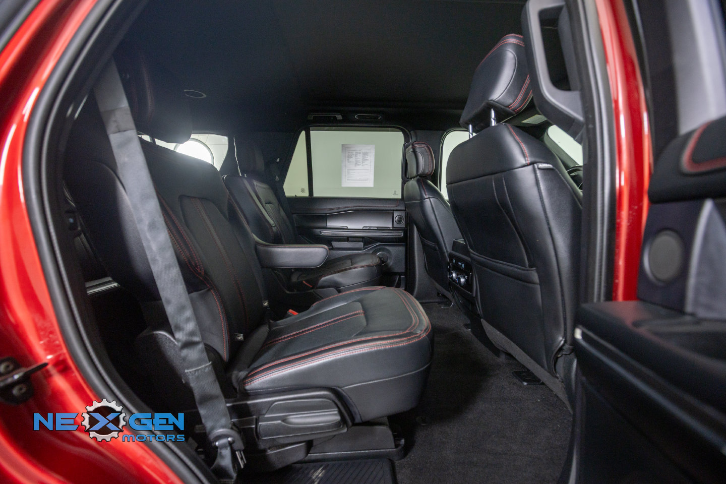 Used 2019 Ford Expedition Limited w/ Equipment Group 303A AWD/4WD image 45