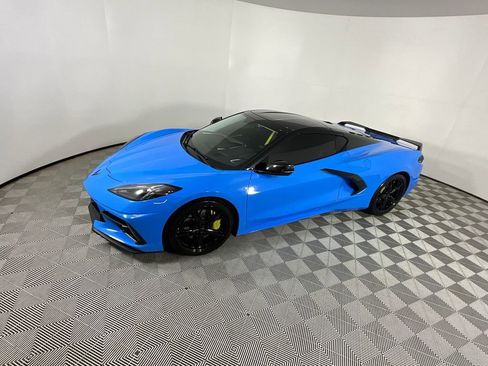 Used 2020 Chevrolet Corvette Stingray Premium Cpe w/ 3LT Preferred Equipment Group image 9