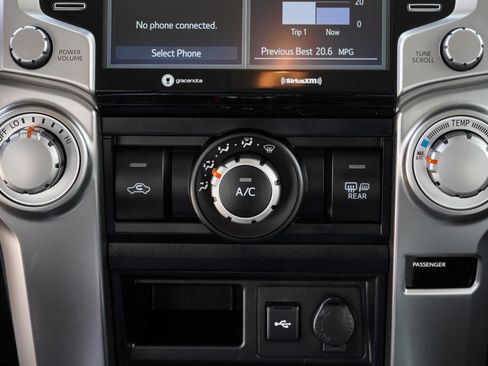 Certified 2024 Toyota 4Runner SR5 image 35