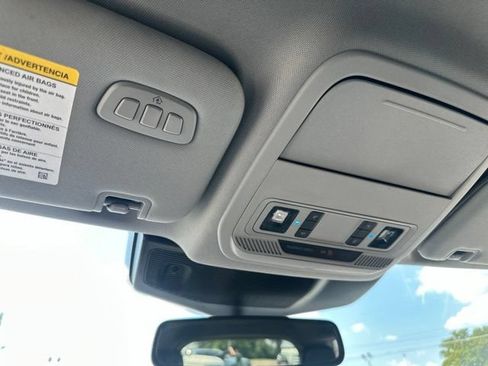 Used 2022 Ford Explorer Limited w/ Equipment Group 301A RWD image 43