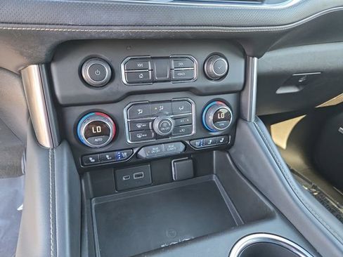 Used 2021 Chevrolet Tahoe Premier AWD/4WD image 23