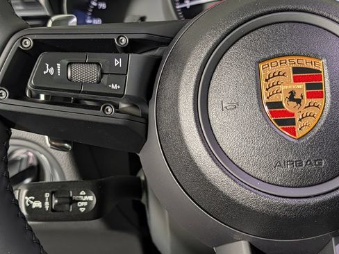 New 2026 Porsche Macan AWD/4WD image 36
