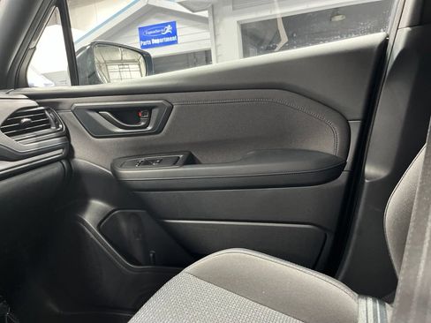 Used 2026 Subaru Forester Premium AWD/4WD image 17