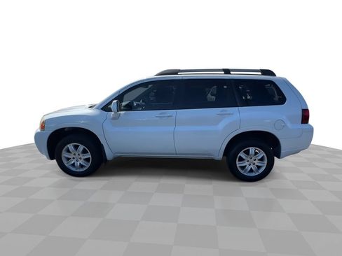 Used 2011 Mitsubishi Endeavor LS AWD/4WD image 5