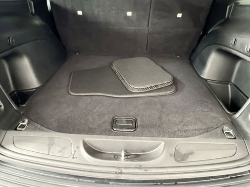 Used 2022 Jeep Grand Cherokee Laredo E image 24