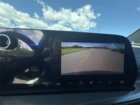 New 2026 Chevrolet Traverse LT w/ Midnight/Sport Edition image 15