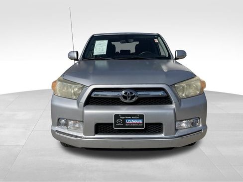 Used 2013 Toyota 4Runner SR5 RWD image 2