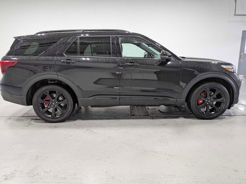 Used 2022 Ford Explorer ST w/ ST Street Pack AWD/4WD image 7
