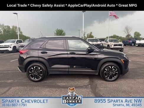 Used 2023 Chevrolet TrailBlazer LT FWD image 2