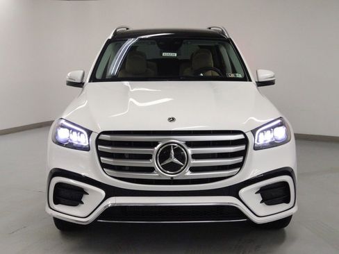 New 2026 Mercedes-Benz GLS 450 4MATIC image 3