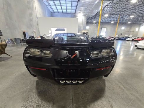 Used 2016 Chevrolet Corvette Z06 w/ 3LZ Preferred Equipment Group RWD image 5