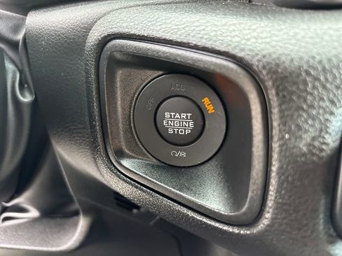 Used 2024 Jeep Wrangler Sport image 15