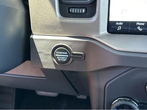 New 2025 Ford Bronco Outer Banks image 27