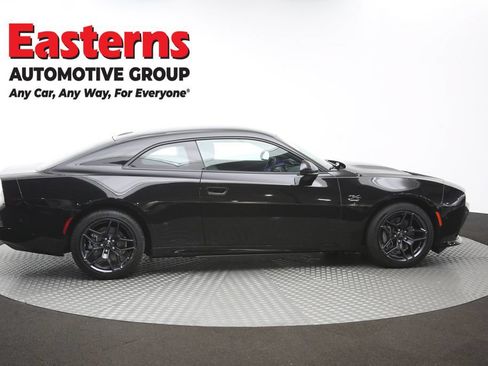 Used 2024 Dodge Charger Daytona R/T w/ Plus Group AWD/4WD image 40