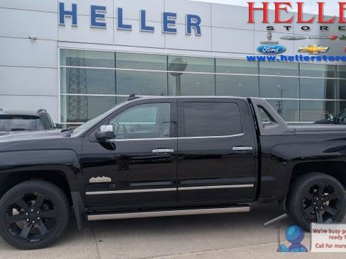 Used 2017 Chevrolet Silverado 1500 High Country w/ High Desert Package AWD/4WD image 1