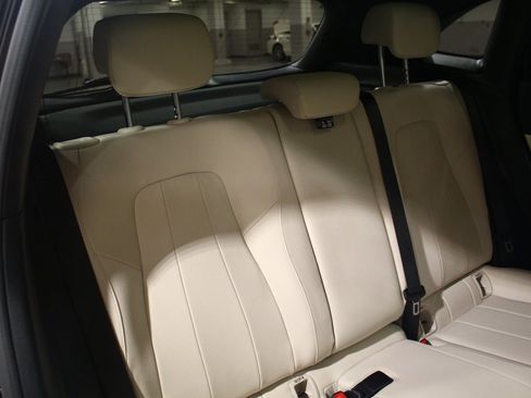 Used 2025 Mercedes-Benz GLA 250 4MATIC image 28