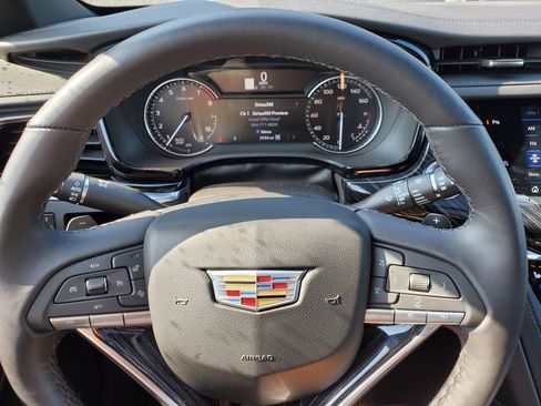 Certified 2024 Cadillac XT6 Premium Luxury AWD/4WD image 21