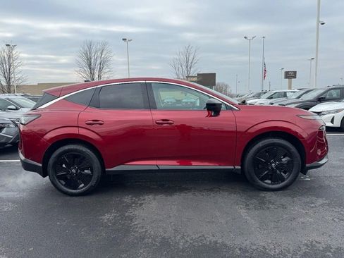 Used 2025 Nissan Murano SV AWD/4WD image 2